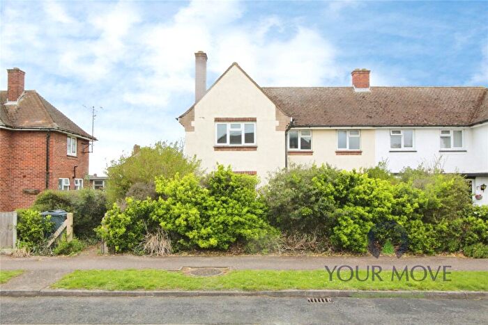3 Bedroom Semi Detached House For Sale In Balliol Road, Kempston, Bedford, Bedfordshire, MK42