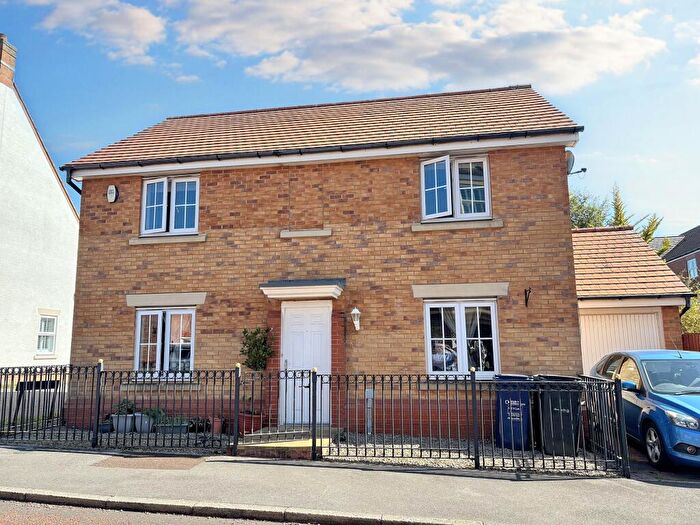4 Bedroom Detached House For Sale In Chipchase Mews, Great Park, Newcastle Upon Tyne, Tyne And Wear, NE3