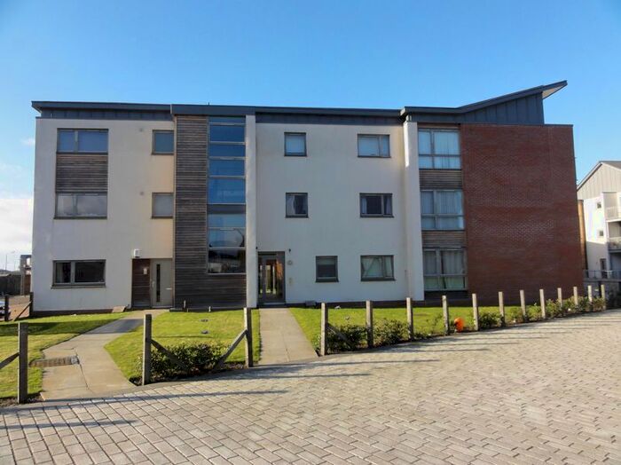 2 Bedroom Flat To Rent In Glendevon Drive, Stirling, FK8