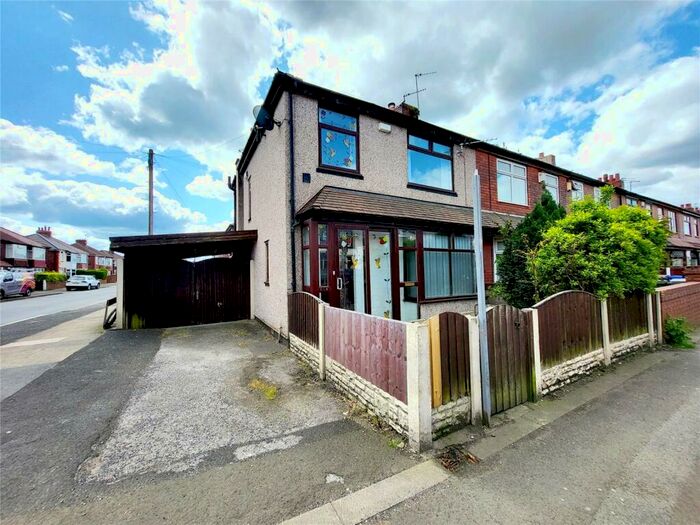 3 Bedroom End Of Terrace House To Rent In Hyde Road, Denton, Manchester, M34