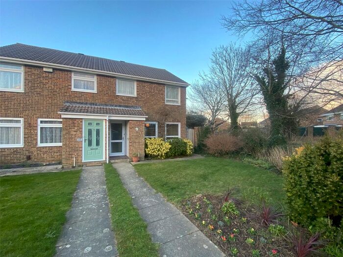 3 Bedroom End Of Terrace House To Rent In Spruce Walk, Lee-On-The-Solent, Hampshire, PO13