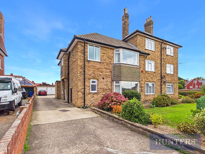 1 Bedroom Flat For Sale In Weydale Avenue, Scarborough, YO12