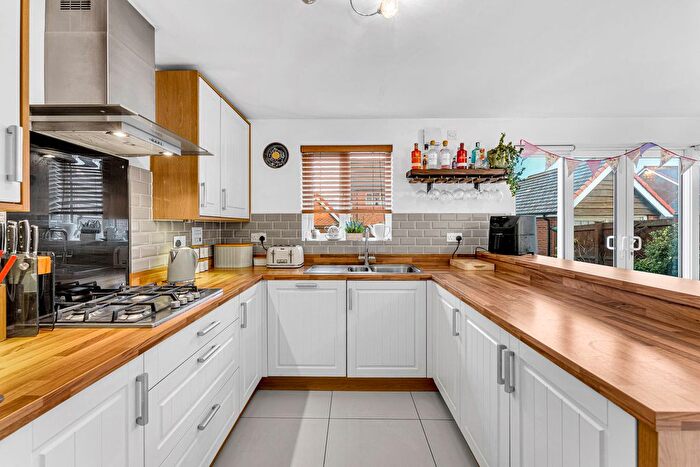 4 Bedroom Detached House For Sale In St. Wilfreds Road, Widnes, WA8