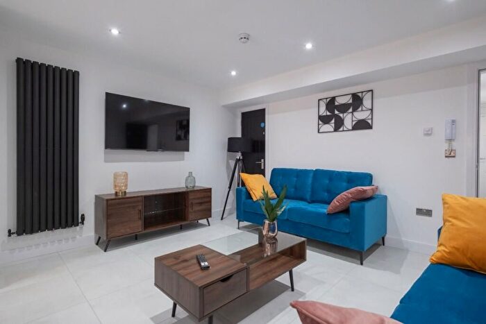 6 Bedroom Semi-Detached House To Rent In Nelthorpe Street, Lincoln, LN5