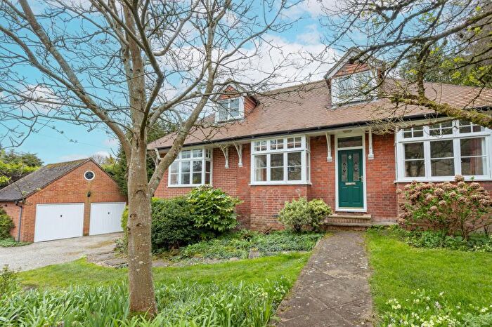 4 Bedroom Detached House For Sale In Mill Street, Stanton St. John, OX33