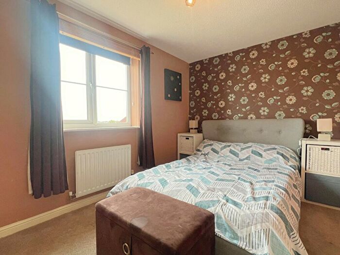 2 Bedroom Semi-Detached House For Sale In Raikes Avenue, Bradford, West Yorkshire, BD4