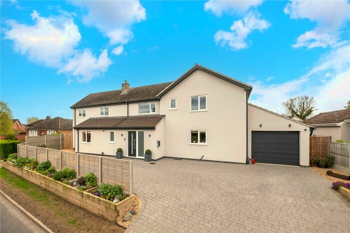 4 Bedroom Detached House For Sale In High Street, Thurlby, Bourne, Lincolnshire, PE10