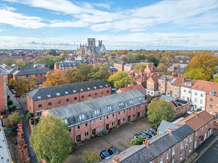 4 Bedroom Town House For Sale In Orchard Court, York, YO31
