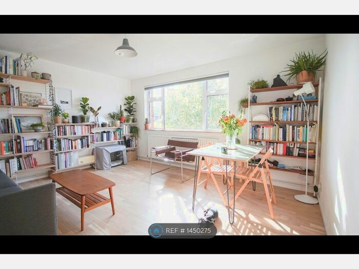 2 Bedroom Flat To Rent In St. Asaphs Court, London, SE4