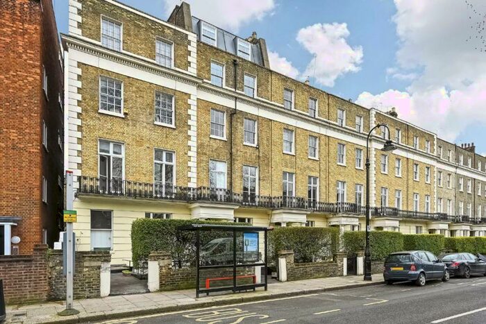 3 Bedroom Flat To Rent In Gloucester Avenue, Primrose Hill, NW1