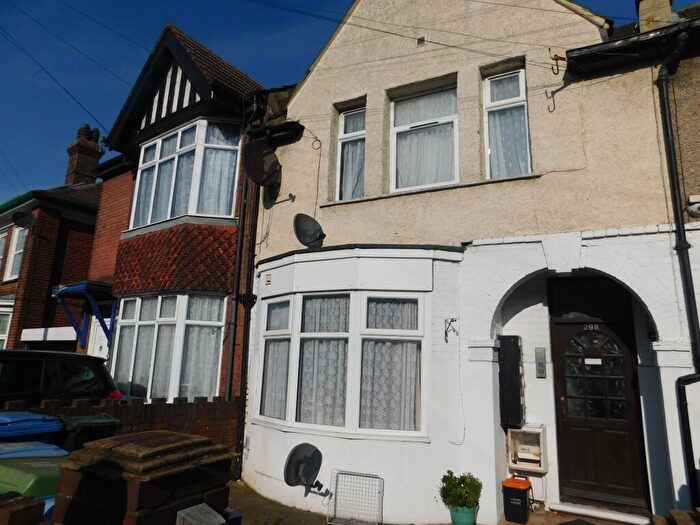 1 Bedroom Flat To Rent In High Street, Sheerness, ME12
