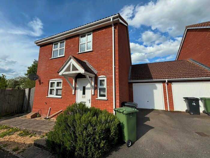 3 Bedroom Link Detached House To Rent In Piebald Close, Downham Market, Downham Market, PE38