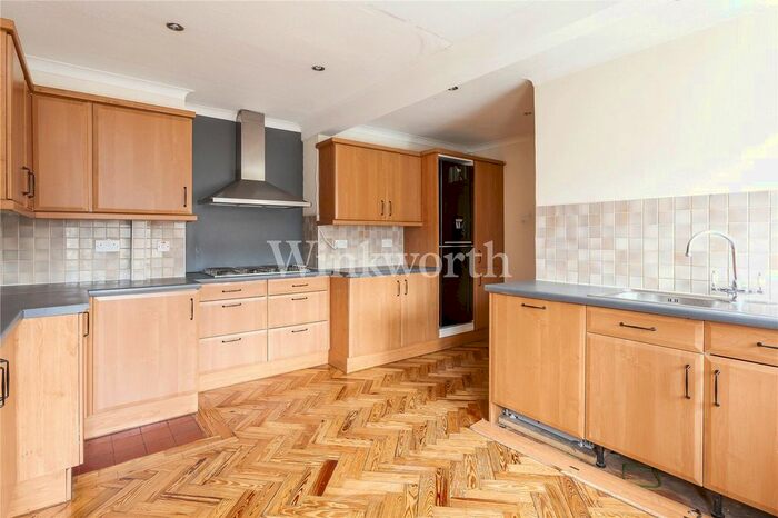 4 Bedroom Flat To Rent In Heathcroft, Hampstead Way, London, NW11
