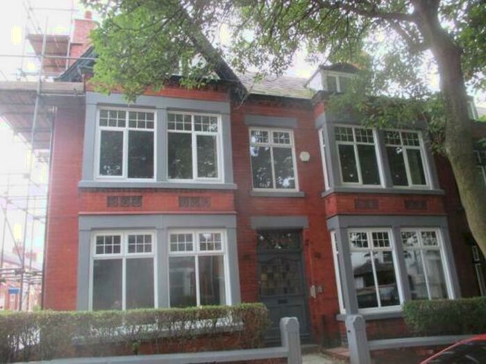 2 Bedroom Apartment To Rent In Heathfield Road, L15