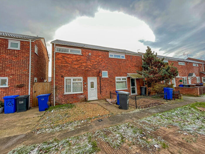 2 Bedroom End Of Terrace House To Rent In Parkers Walk, Newmarket, Suffolk, CB8