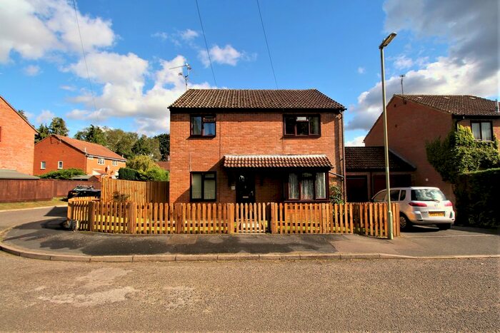4 Bedroom Detached House To Rent In Ashbury Road, Bordon, Hampshire, GU35