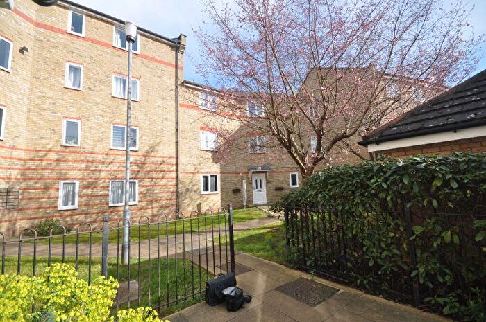 2 Bedroom Apartment To Rent In Crompton Street, Chelmsford, Essex, CM1