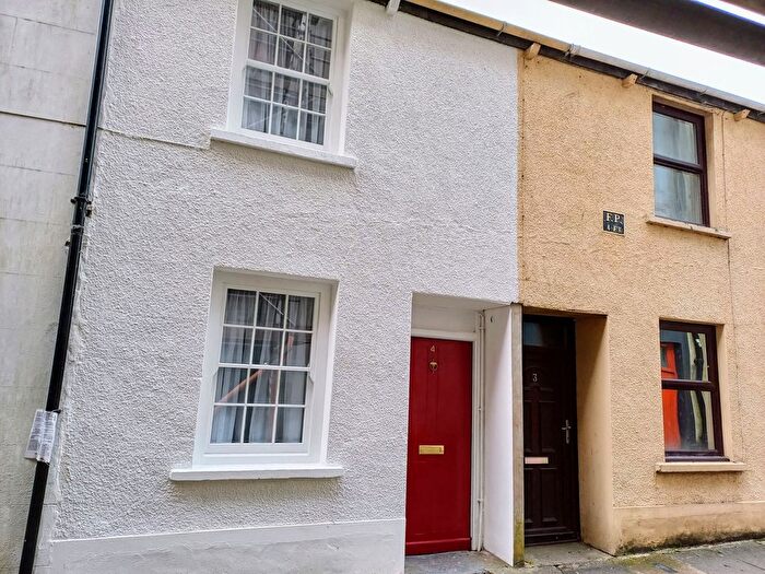 1 Bedroom Flat To Rent In Dark Street, Haverfordwest, Pembrokeshire, SA61