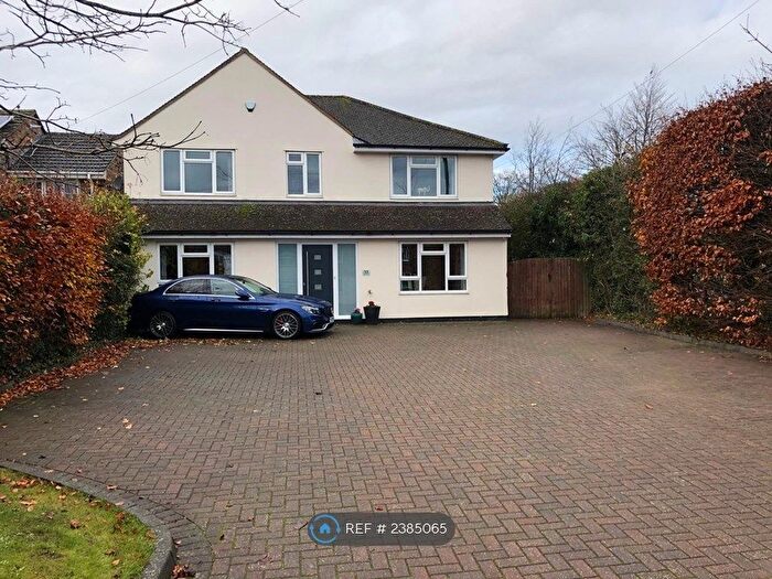 4 Bedroom Detached House To Rent In High Street, Abbots Langley, WD5