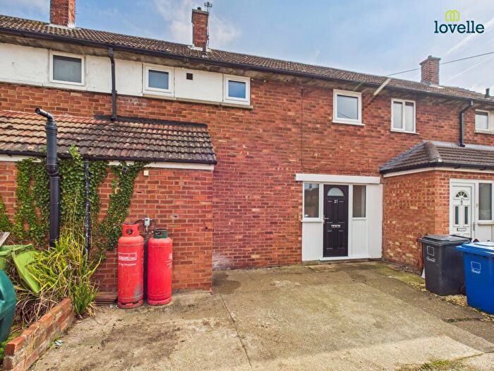 3 Bedroom Terraced House For Sale In Washington Drive, Newtoft, LN8