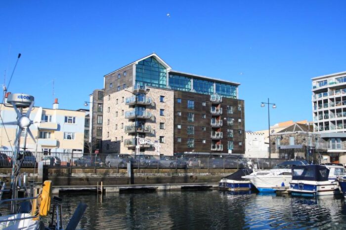 2 Bedroom House To Rent In Century Quay, - Vauxhall Street, Plymouth, PL4