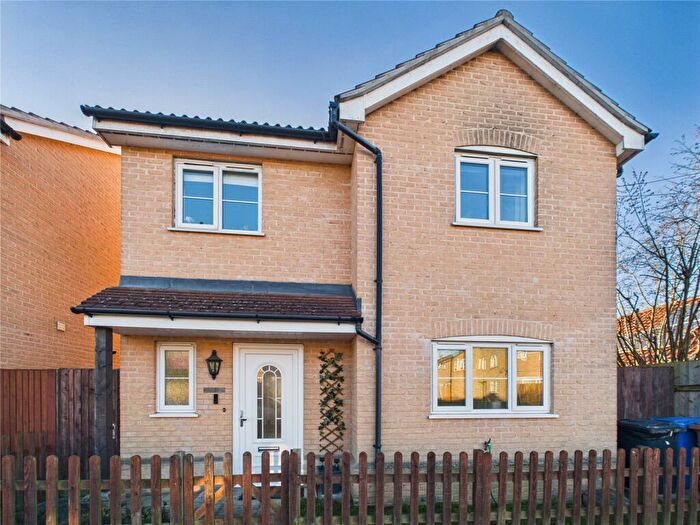 3 Bedroom Detached House For Sale In Poplar Road, Great Cornard, Sudbury, Suffolk, CO10