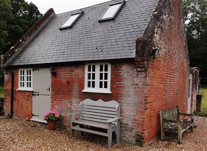 1 Bedroom Detached House To Rent In Cowdown Lodge, Hurstbourne Priors, RG28