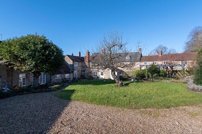 5 Bedroom Detached House For Sale In Long Street, Sherborne, DT9