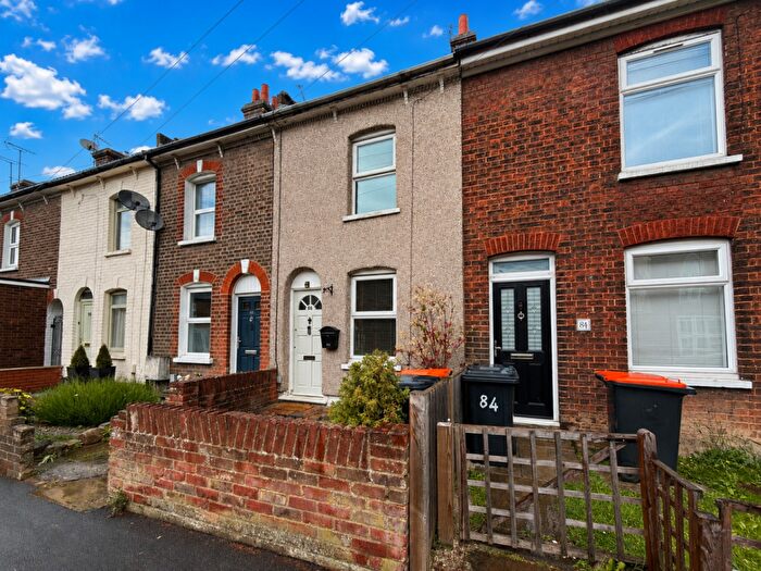 2 Bedroom Terraced House For Sale In Victoria Street, Dunstable, LU6