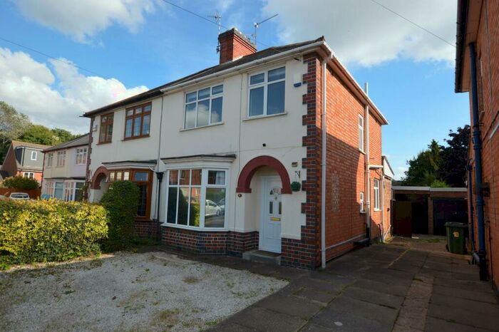 3 Bedroom Semi-Detached House To Rent In Richmond Drive, Glen Parva, Leicester, LE2