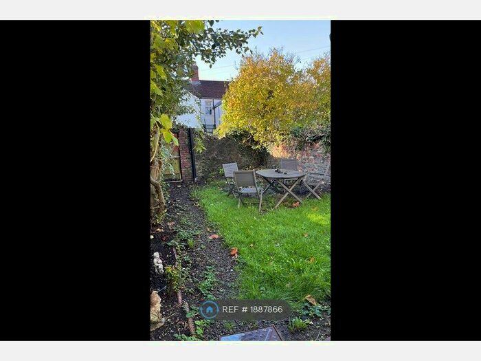 2 Bedroom Flat To Rent In Clun Terrace, Cardiff, CF24