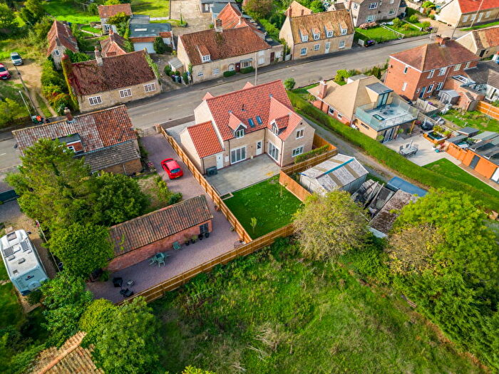 4 Bedroom Detached House For Sale In High Street, Swinstead, NG33