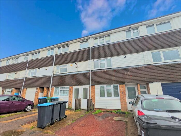 3 Bedroom Terraced House To Rent In St. Agnells Lane, Hemel Hempstead, Hertfordshire, HP2