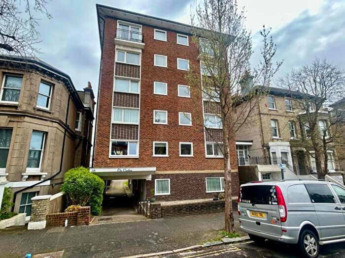 2 Bedroom Apartment To Rent In Wilbury Road, Hove, BN3
