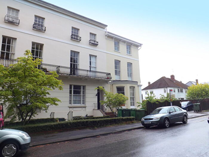 Studio To Rent In Flat A St. Stephens Road Cheltenham, GL51
