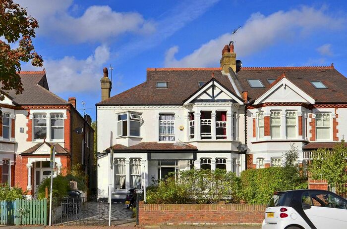 1 Bedroom Flat To Rent In Rodenhurst Road, Abbeville Village, London, SW4