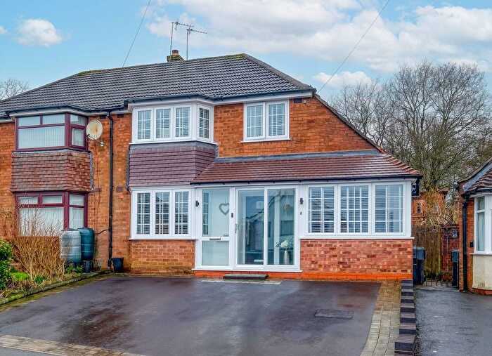 3 Bedroom Semi-Detached House For Sale In Romsley Close, Rednal, Birmingham, B45