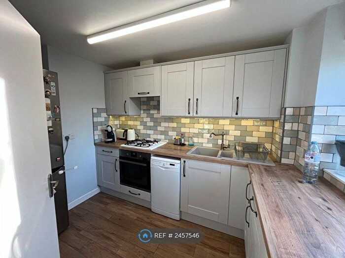 1 Bedroom Flat To Rent In Walmer House, London, SE20