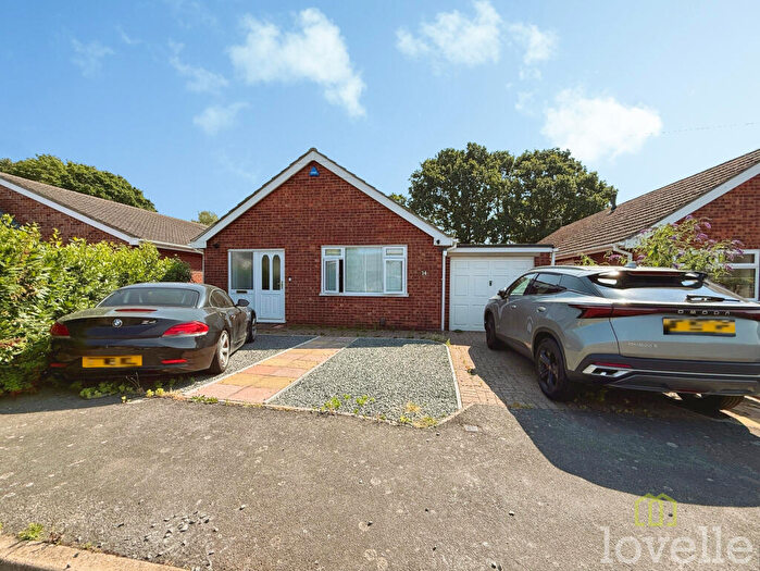 3 Bedroom Bungalow For Sale In Jaguar Drive, North Hykeham, LN6