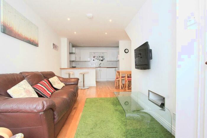 2 Bedroom Terraced House To Rent In Daisy Court, Middle Street, Brighton, BN1