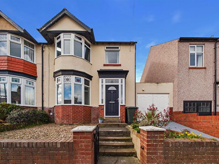 3 Bedroom Semi Detached House For Sale In Ivanhoe, Whitley Bay, NE25