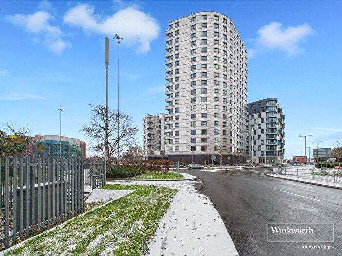 2 Bedroom Apartment For Sale In Alfred Street, Reading, Berkshire, RG1