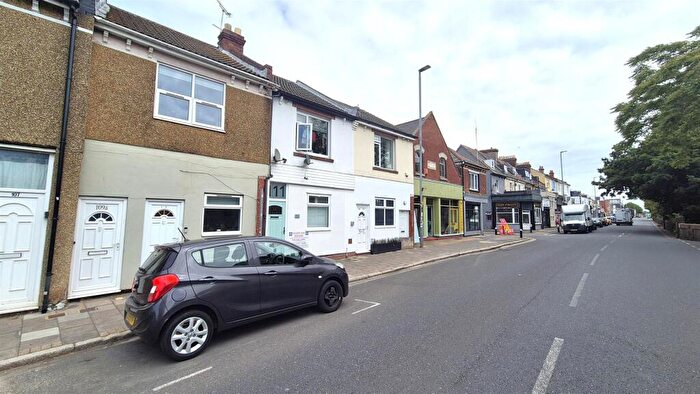 1 Bedroom Apartment To Rent In Highland Road, PO4