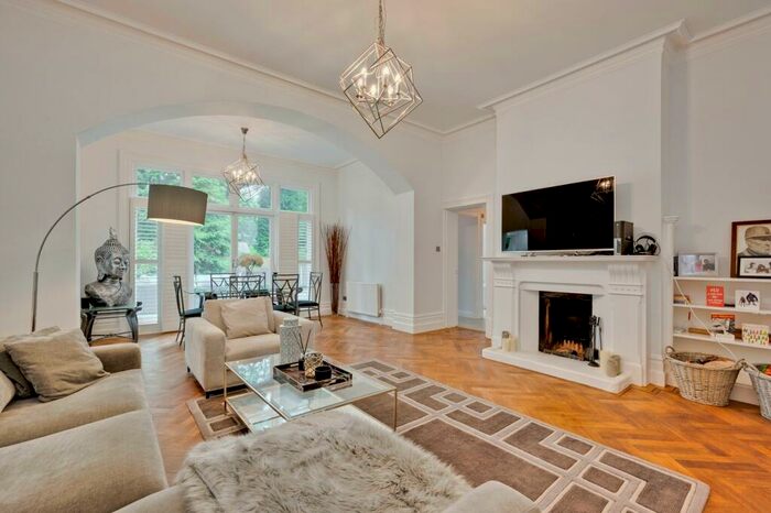 2 Bedroom Apartment To Rent In Egerton Road, Weybridge, KT13