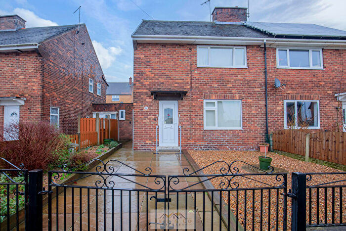2 Bedroom Semi-Detached House For Sale In Waleswood View, Swallownest, Sheffield, S26
