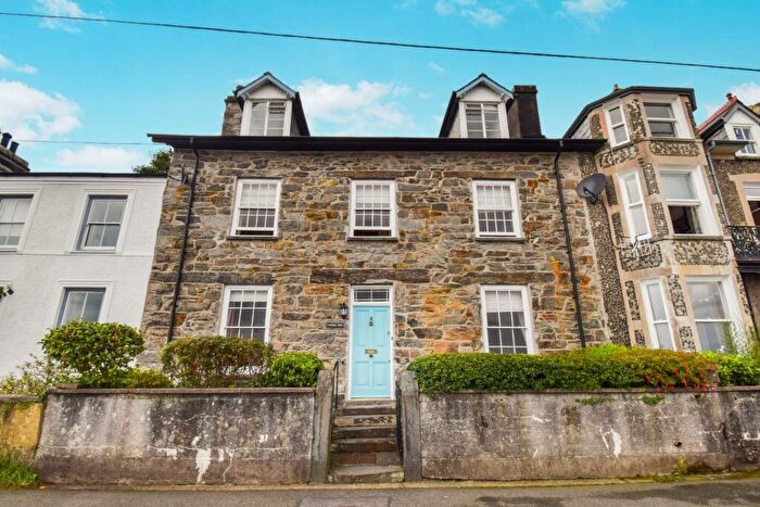4 Bedroom House For Sale In Marine Terrace, Porthmadog, LL49