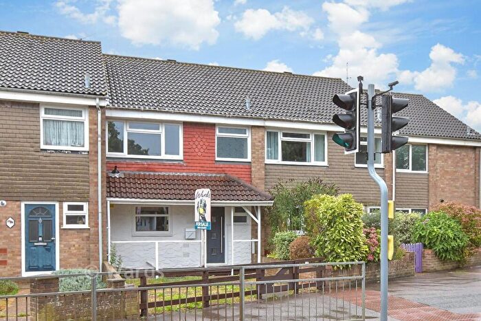 3 Bedroom Terraced House For Sale In Walderslade Road, Walderslade, Chatham, Kent, ME5