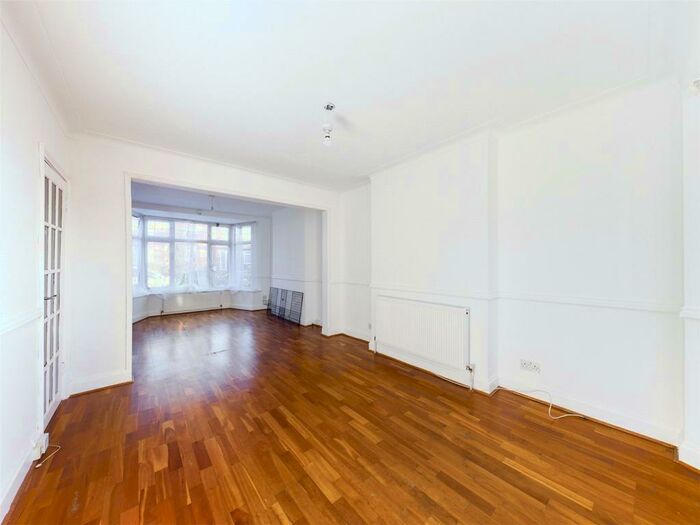 3 Bedroom Semi-Detached House To Rent In Lyon Meade, Stanmore, HA7