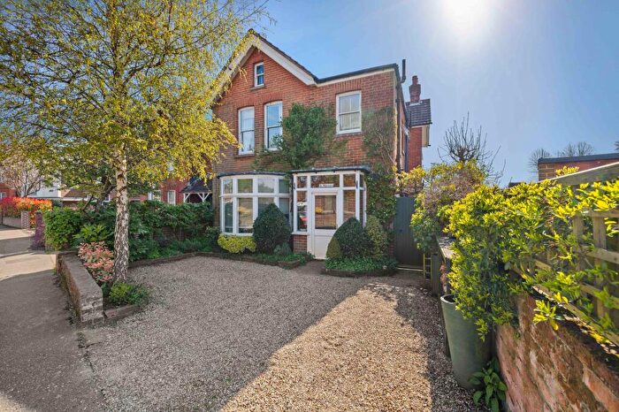 3 Bedroom Detached House For Sale In Portland Road, East Grinstead, RH19