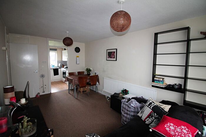 1 Bedroom Flat To Rent In Chatsworth Rd, Stratford, E15